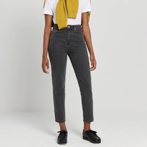 Frank And Oak Stevie High Rise Tapered Fit Jeans in Washed Black New Size 26 - Picture 1 of 16